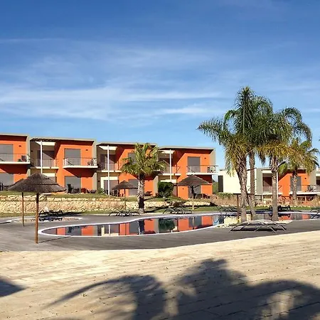 假日公园 Sunset Village - & 4*