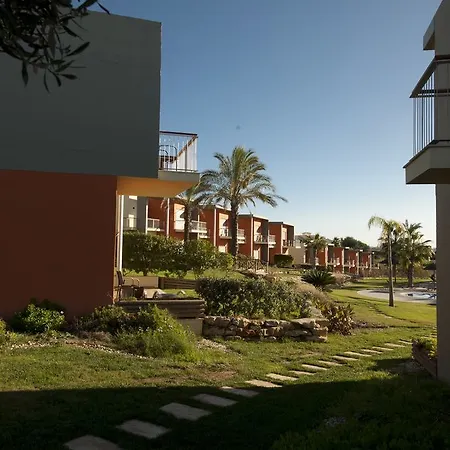 Kompleks wypoczynkowy Sunset Village - & 4*