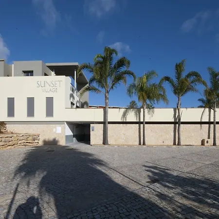 Kompleks wypoczynkowy Sunset Village - &