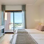 פארק נופש Sunset Village - & 4*